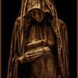 tn_Davis Graveyard - Lady with Urn